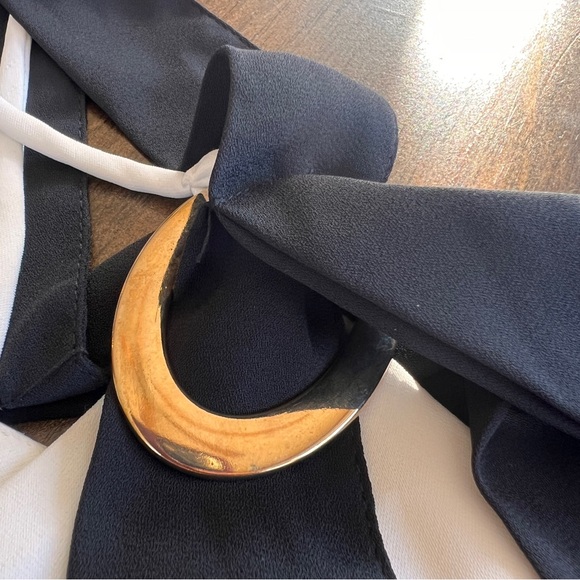 Zara White and Black Sleeveless Top - Picture 6 of 8